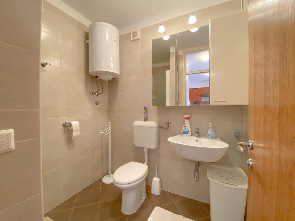 Vesna S Apartment Novigrad Istria Exterior foto