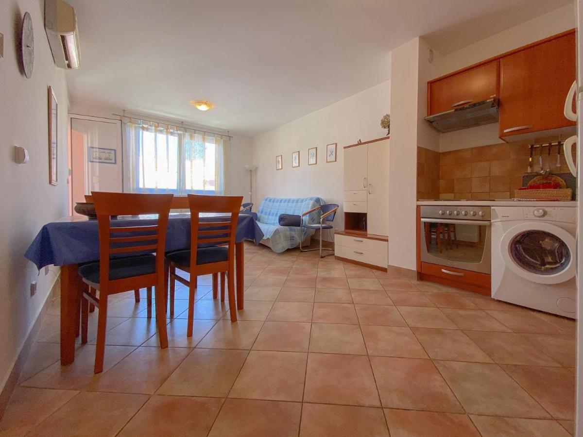 Vesna S Apartment Novigrad Istria Exterior foto